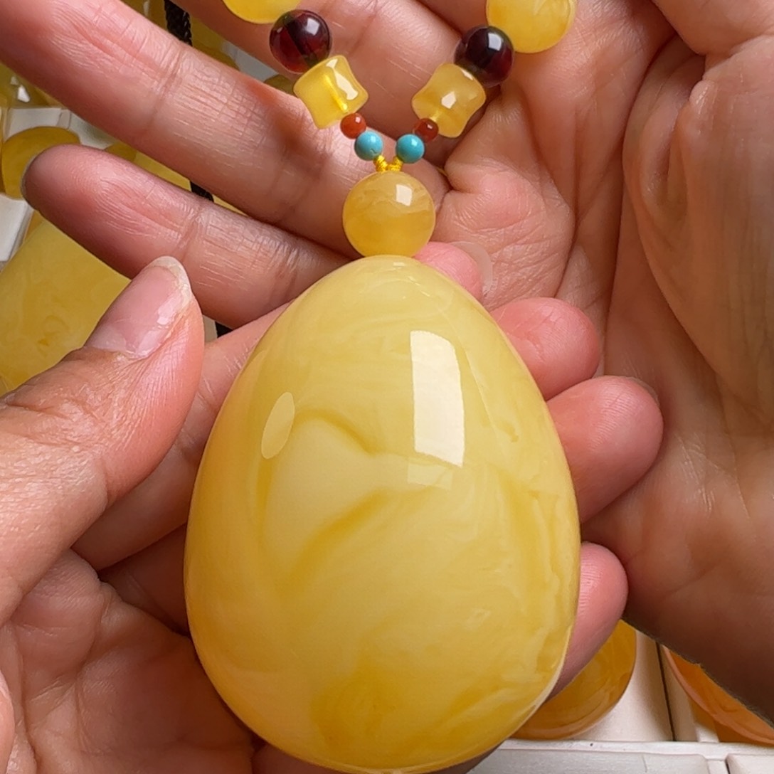 蜜蜡毛衣链未镶嵌无优化