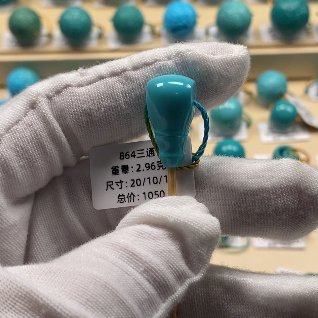 绿松石未镶嵌精品高瓷绿松石哦