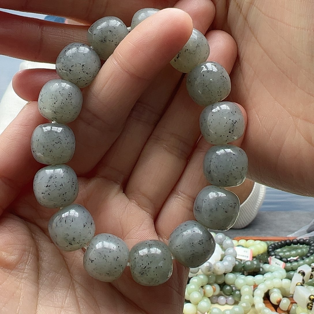 和田玉手串未镶嵌14点墨青花