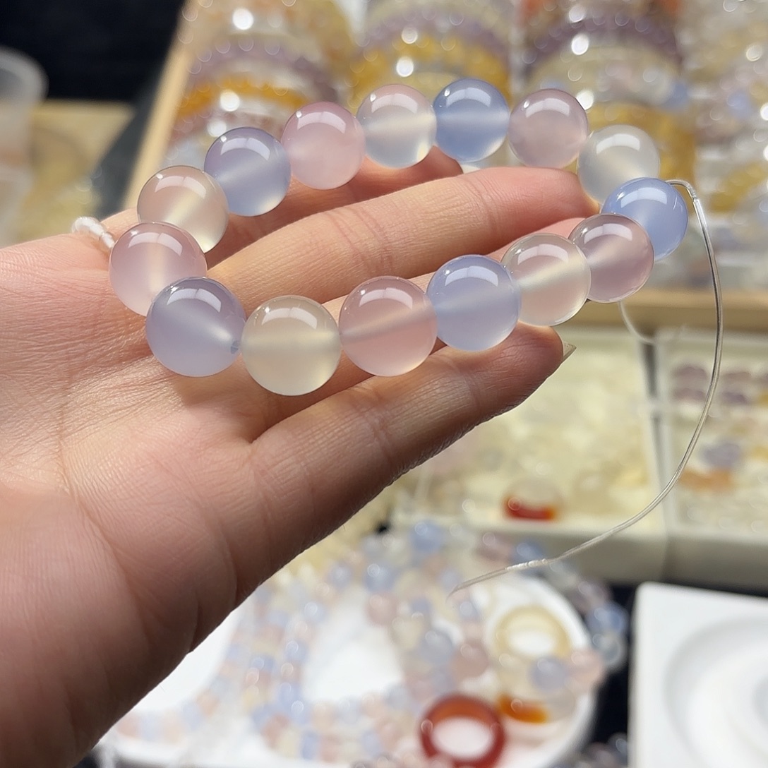 李***玖玛瑙/玉髓未镶嵌手链