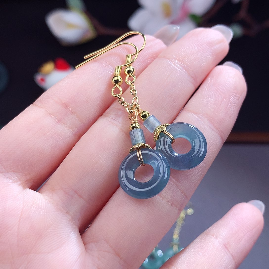 翡翠手镯（圆镯）未镶嵌