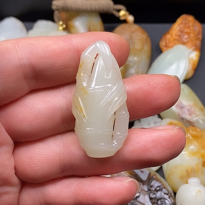 和田玉未镶嵌吊坠(不含链)