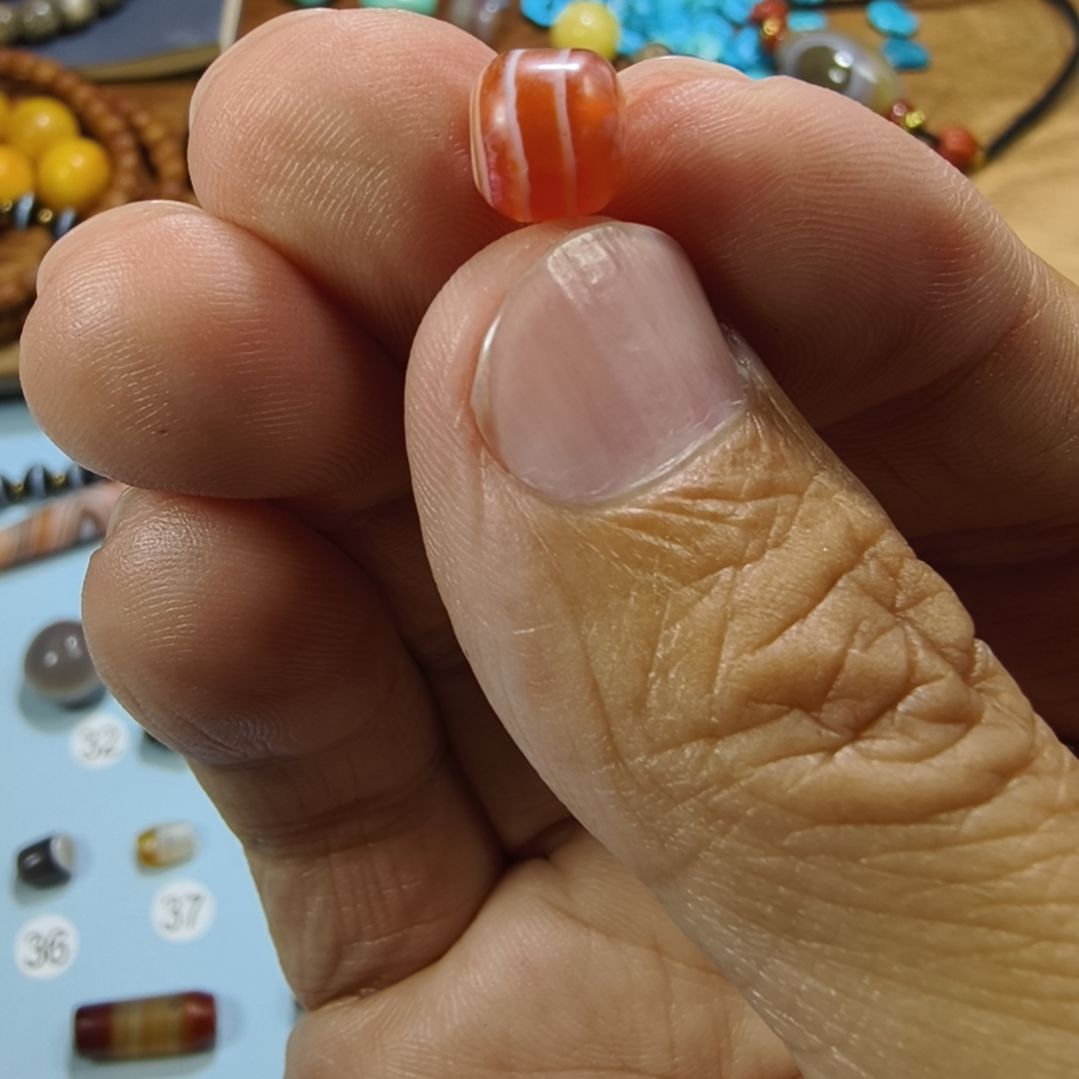 玛瑙/玉髓未镶嵌天然原矿玛瑙