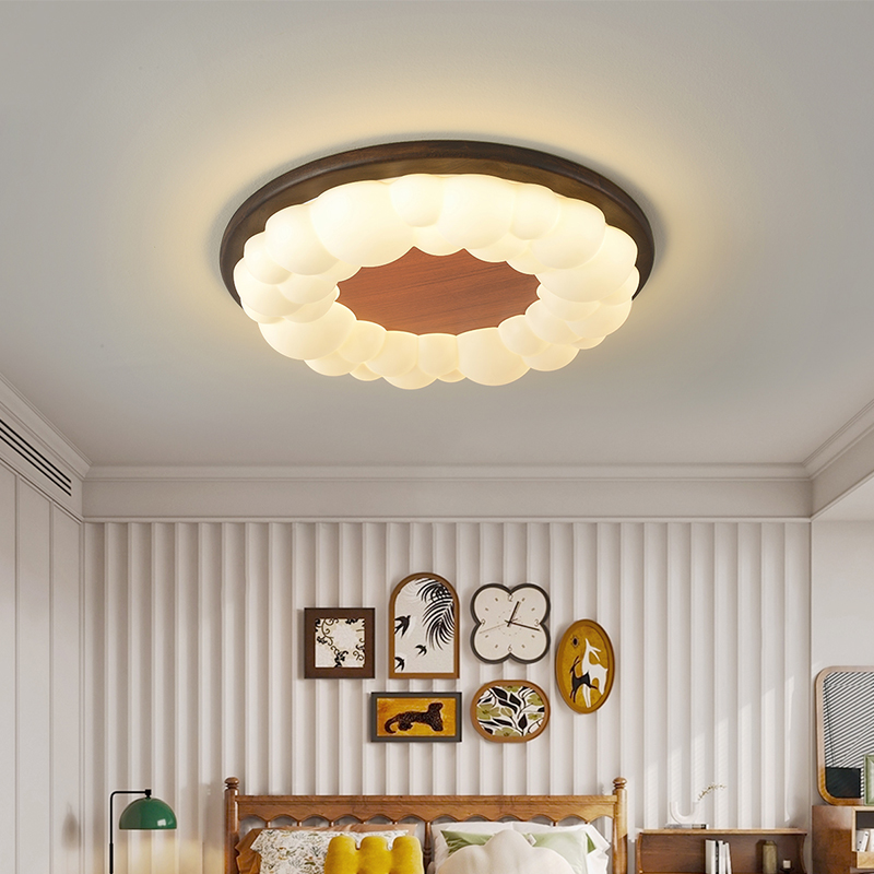 宋代美学卧室法式中古房间吸顶灯简约云朵圆形复古奶油风护眼书房