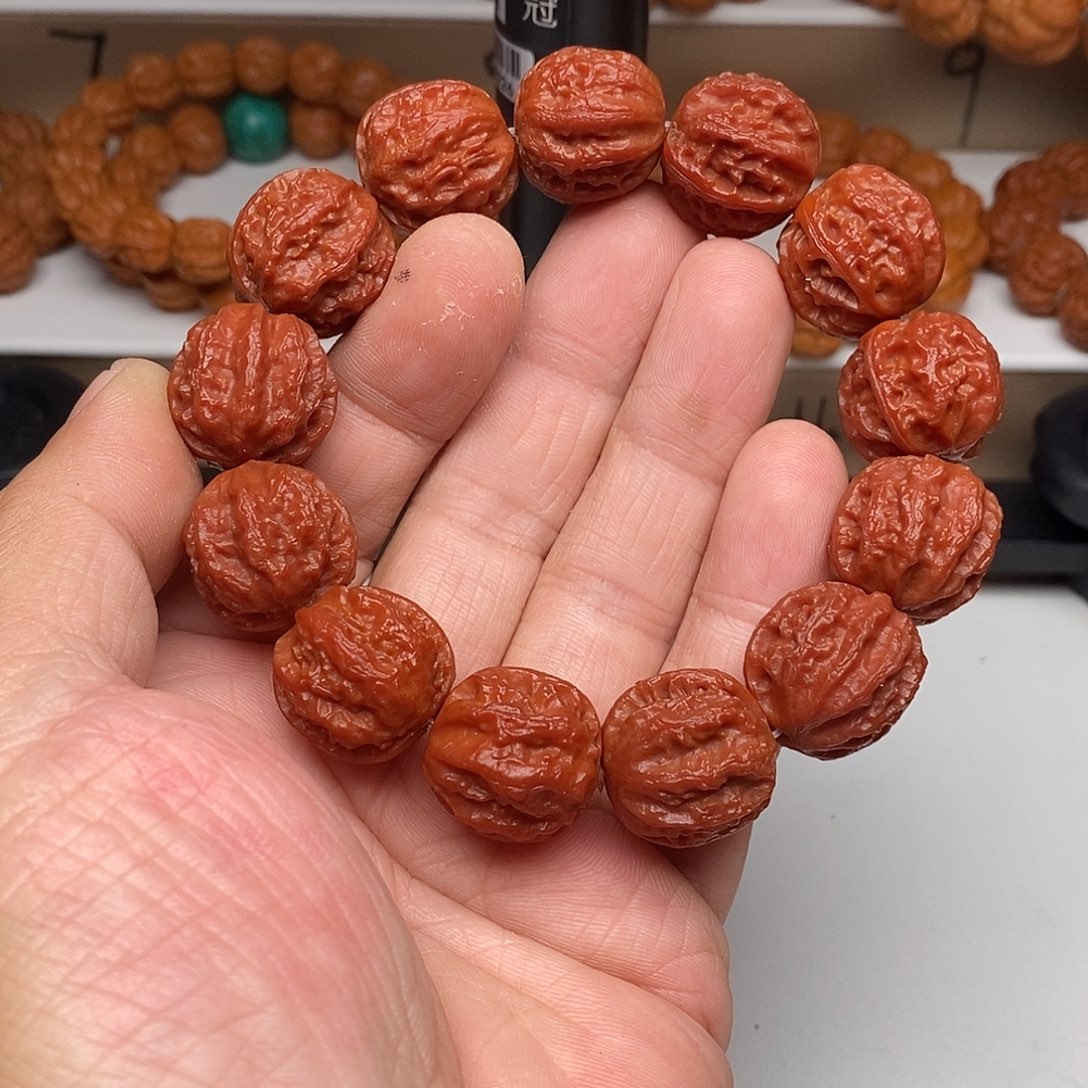 木质文玩核桃2.0粗筋八棱