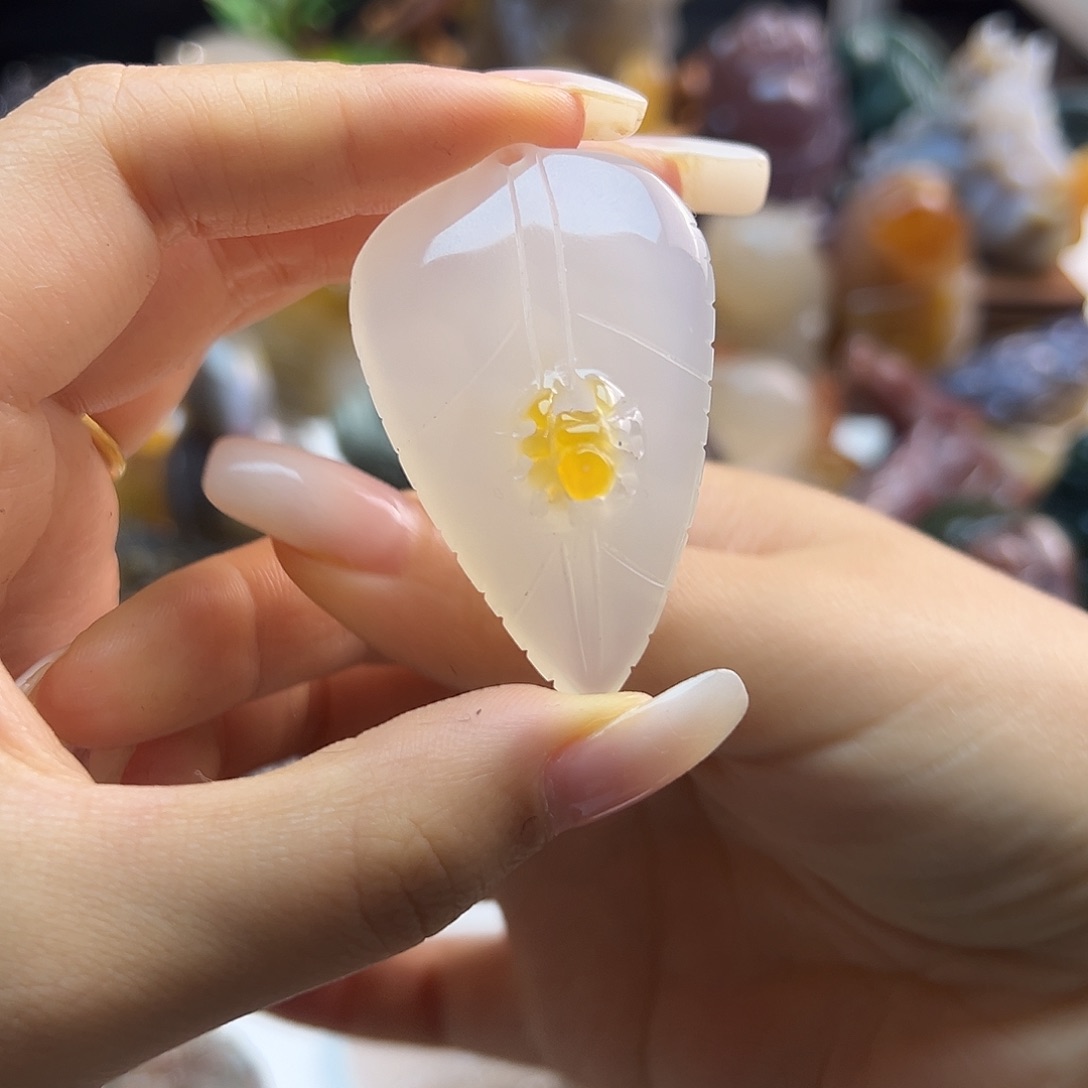 玛瑙/玉髓未镶嵌颈饰