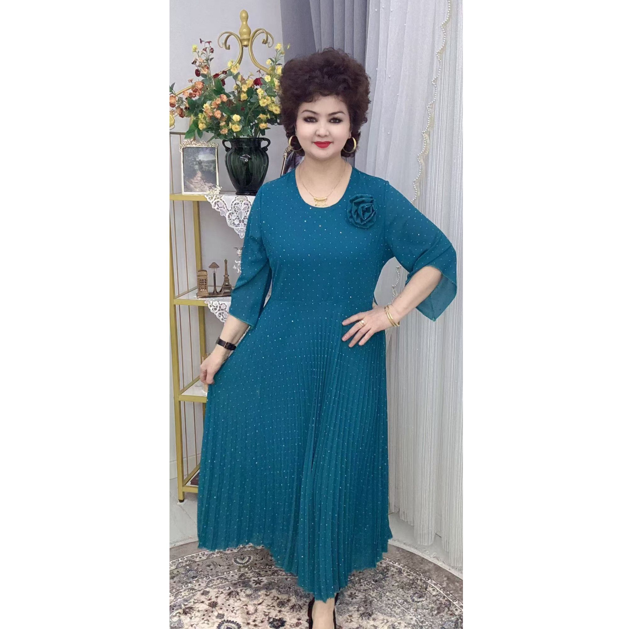 新款时尚高贵气质连衣裙