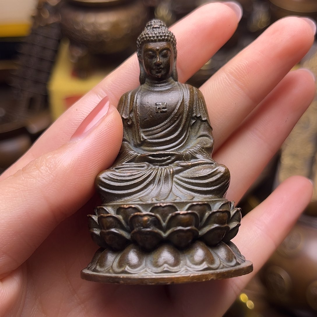 精美铜器点击下单