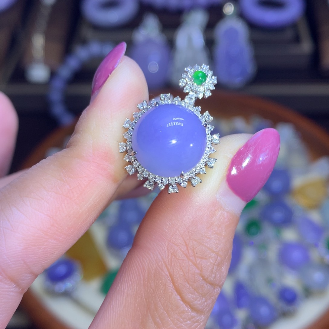 翡翠戒指18K金镶嵌翡翠