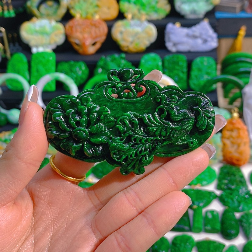 【闪购商品】翡翠颈饰未镶嵌辣绿凤凰牡丹