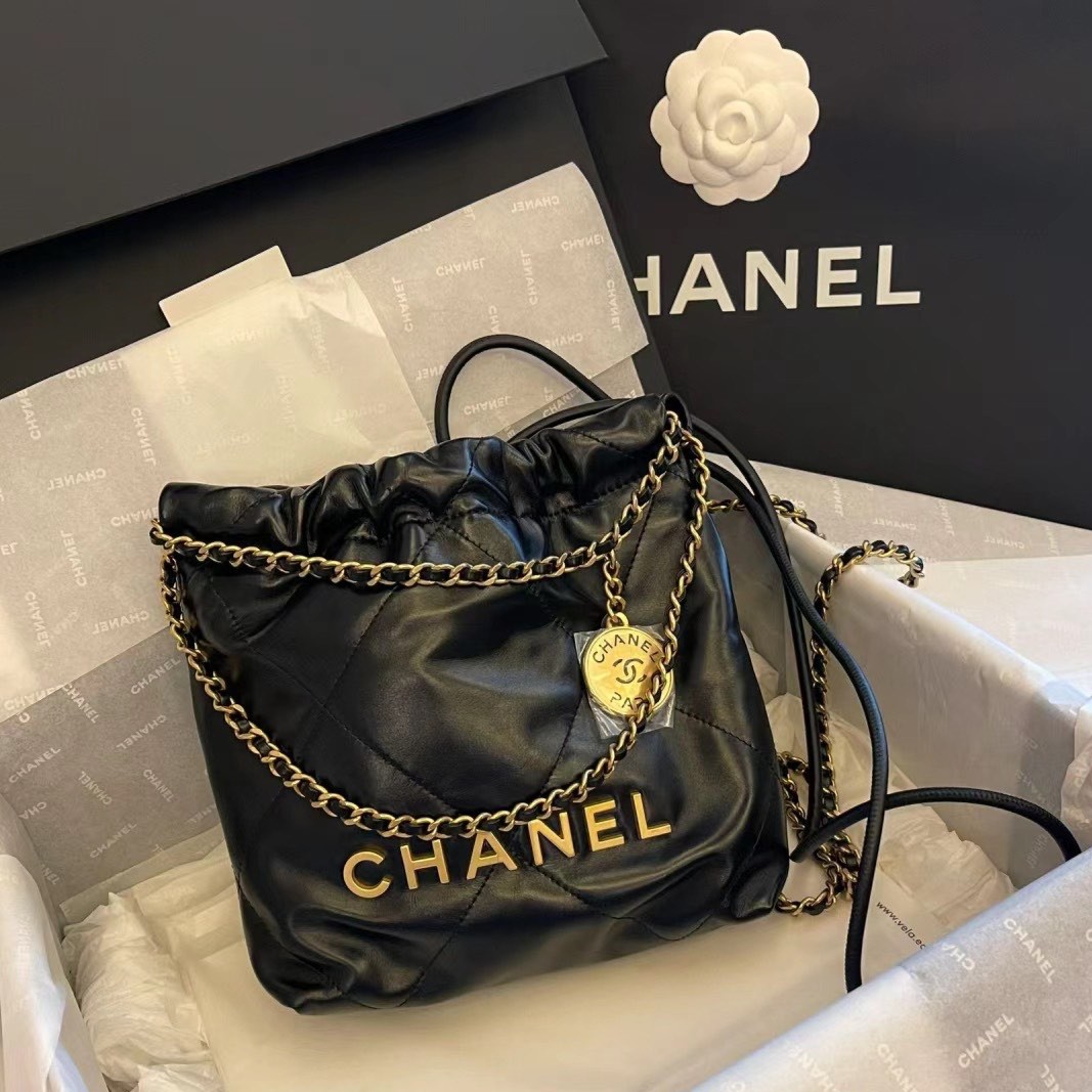 99新 Chanel/香奈儿 小花6欢 22Bag 黑色 芯片开 金扣包