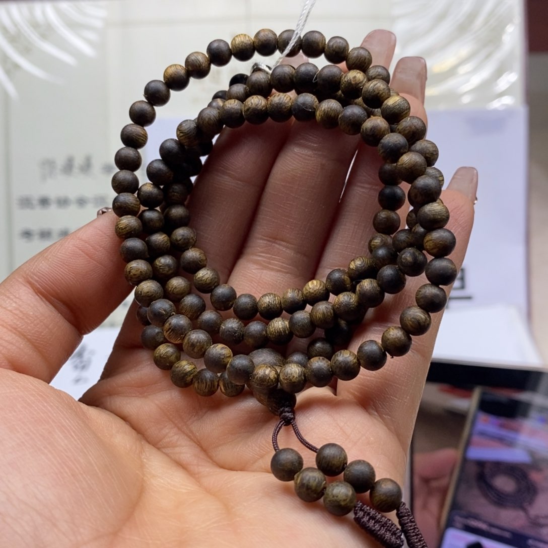 沉香手串海南一代05多 12克 随机发货