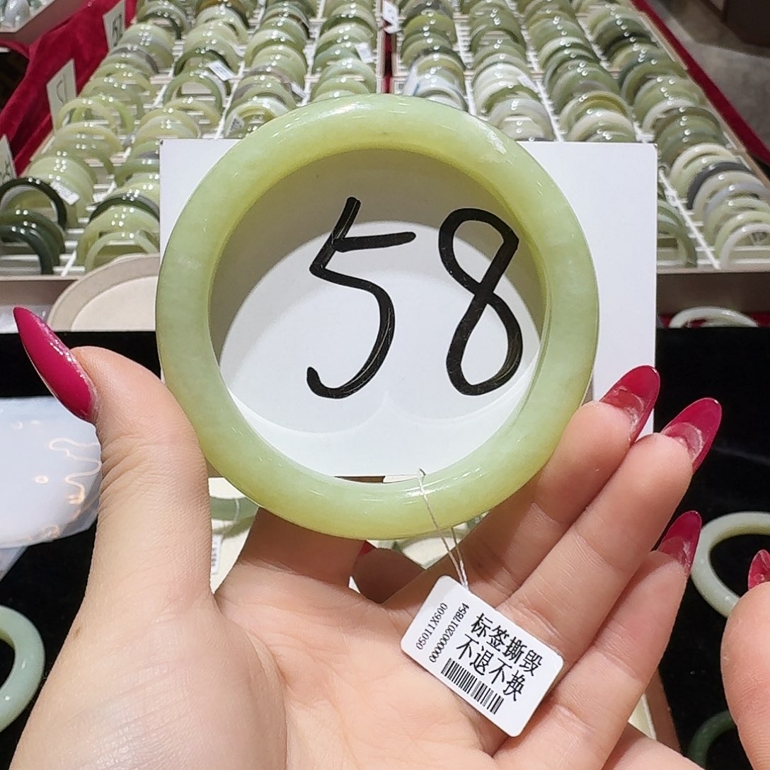 和田玉未镶嵌手镯386