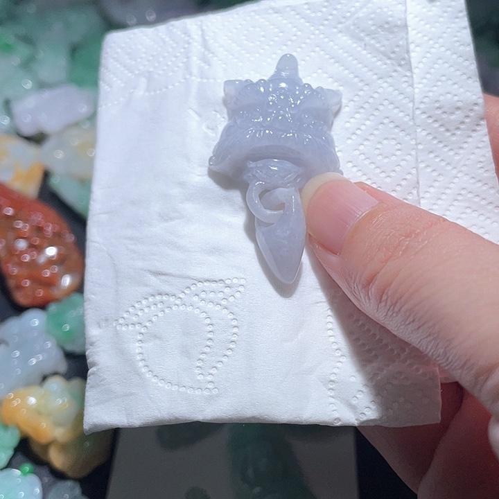 颈饰未镶嵌翡翠天
