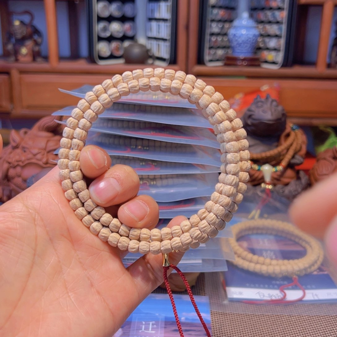 柏香籽/百香籽吊坠北**酒