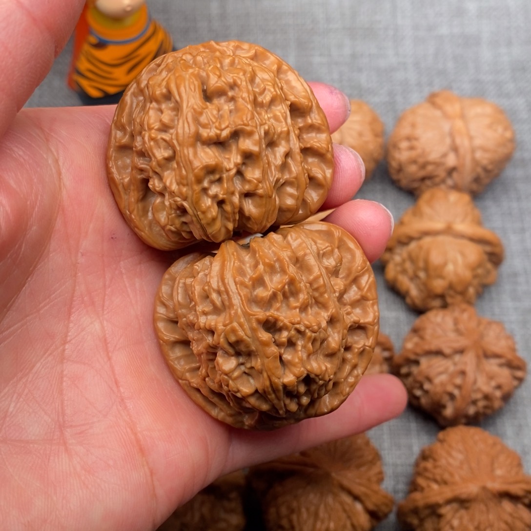 文玩核桃把件43白狮子