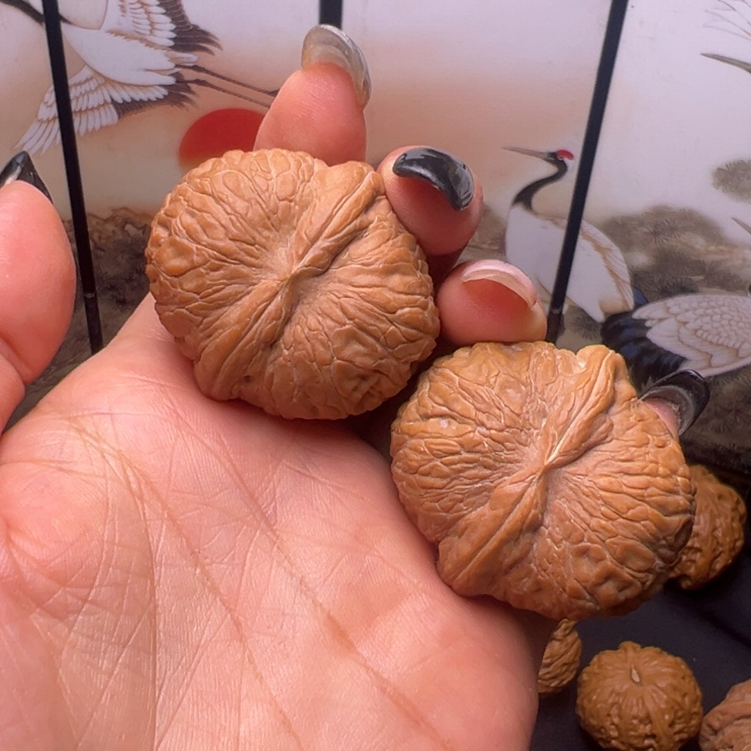 呈***熙把件文玩核桃38元宝