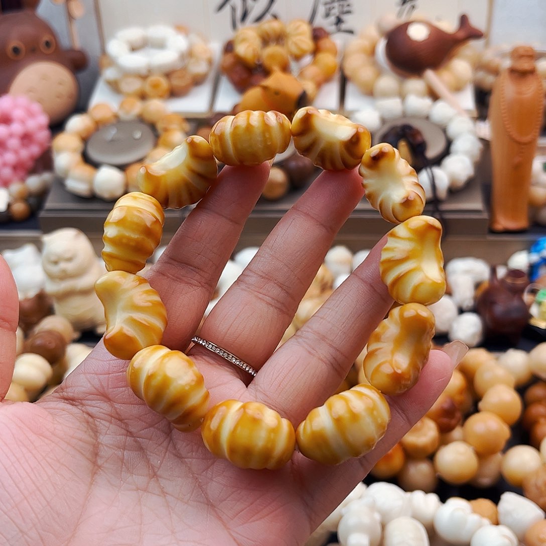 菩提根/象牙果手串牛角包