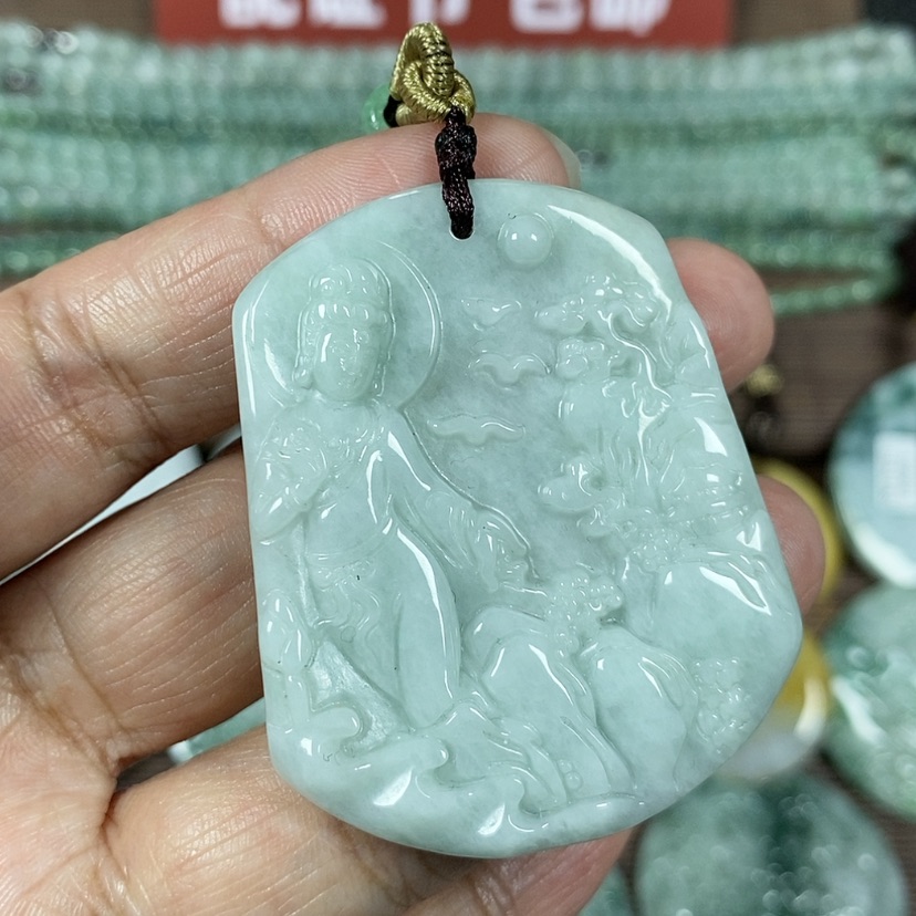 【闪购商品】翡翠颈饰未镶嵌玉吊坠翡翠玉山水自在观音