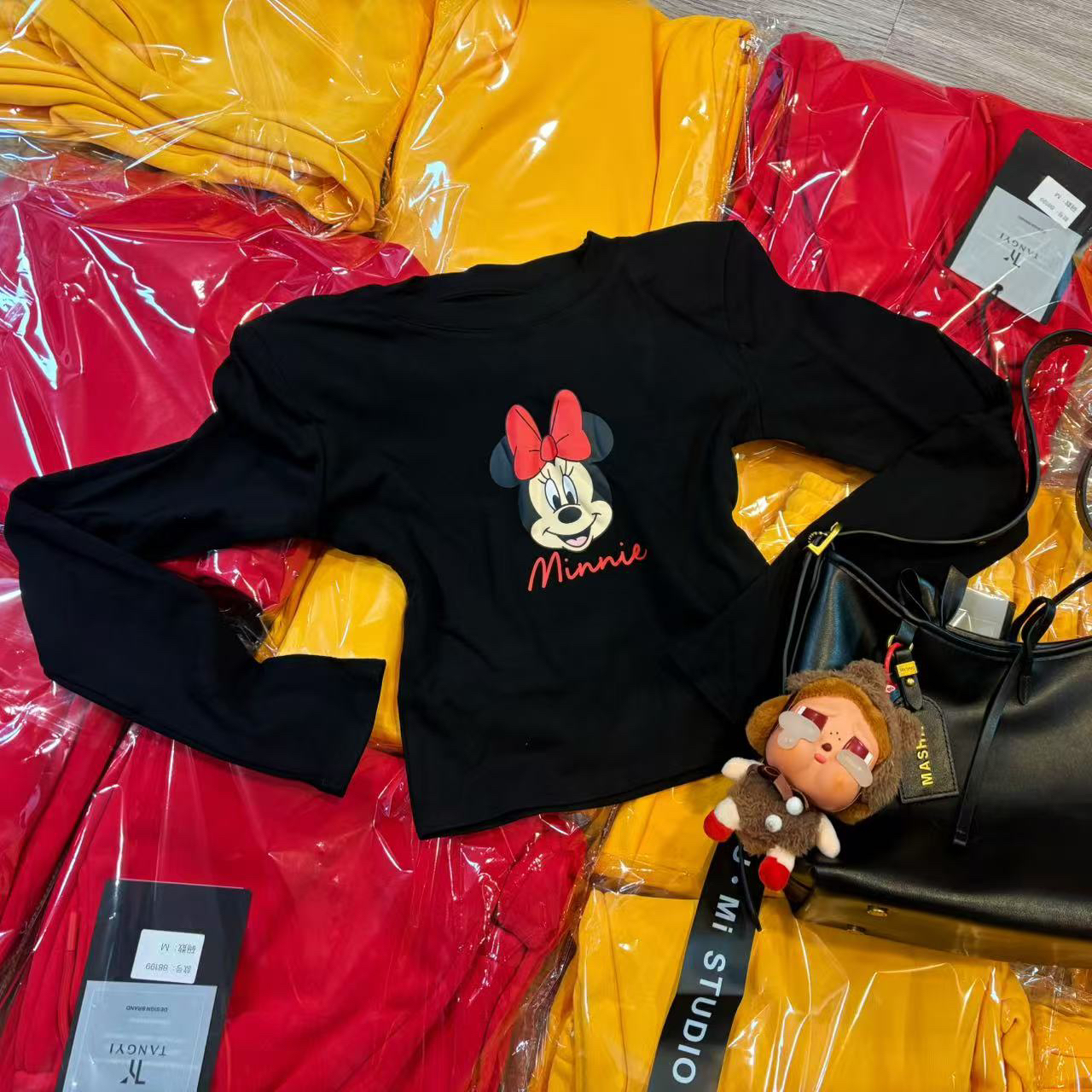 漂亮家「卡通乐园」加绒可爱减龄米奇卡通印花T恤