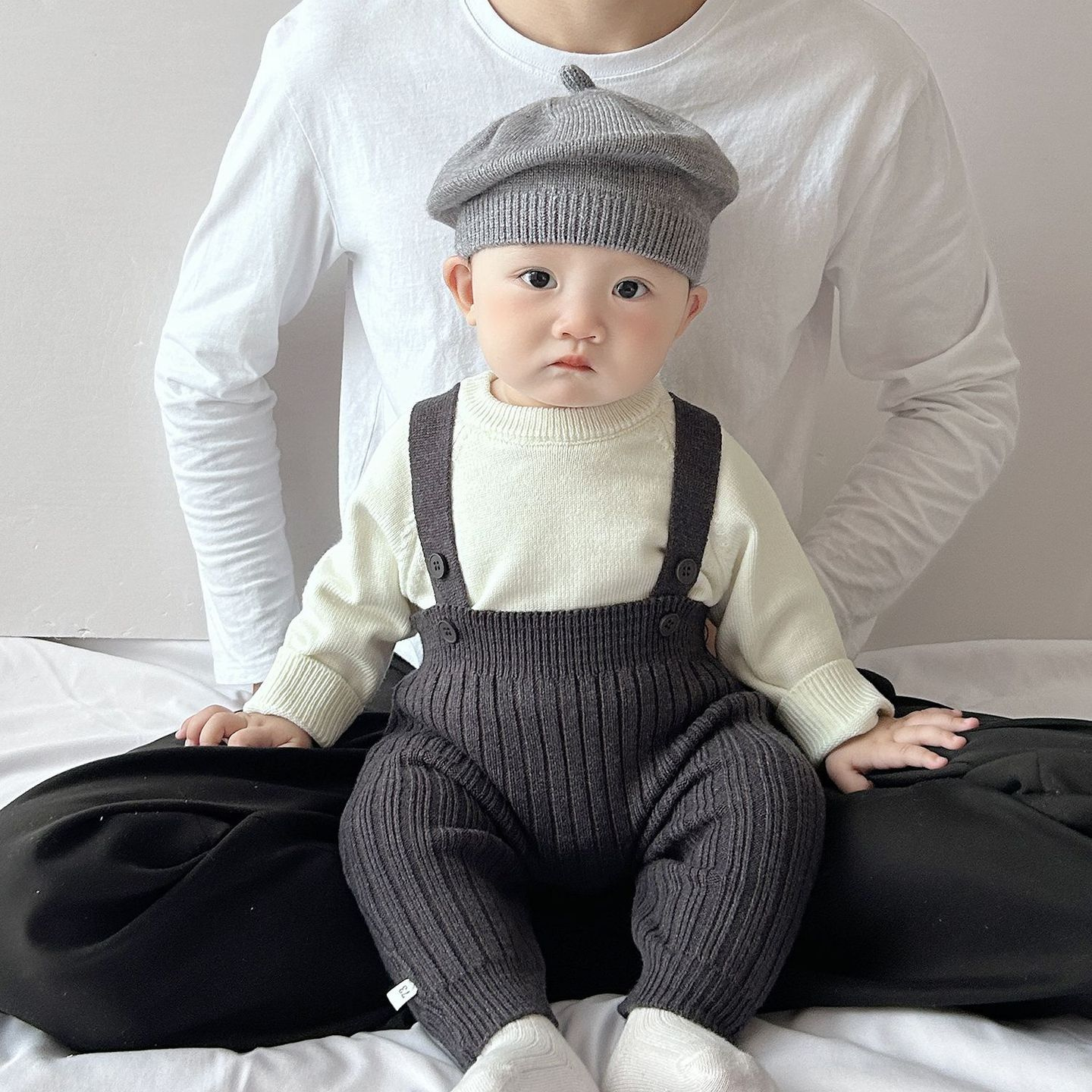 秋装婴儿衣服男宝宝春季连体衣韩版洋气婴儿针织背带两件套外出服