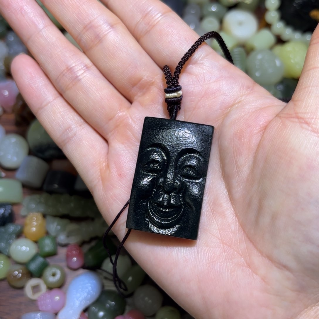 和田玉未镶嵌珠宝半成品