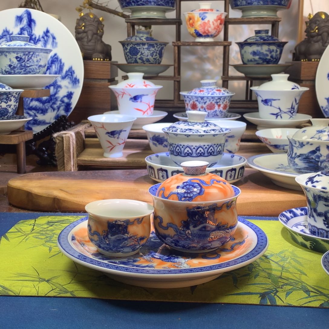 道**蛇景德镇陶瓷醒狮