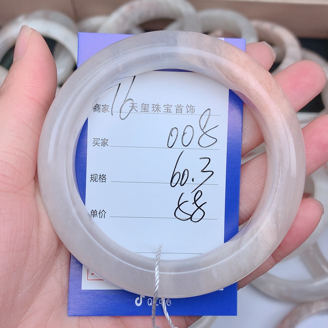 石英质玉手镯未镶嵌用****莲008