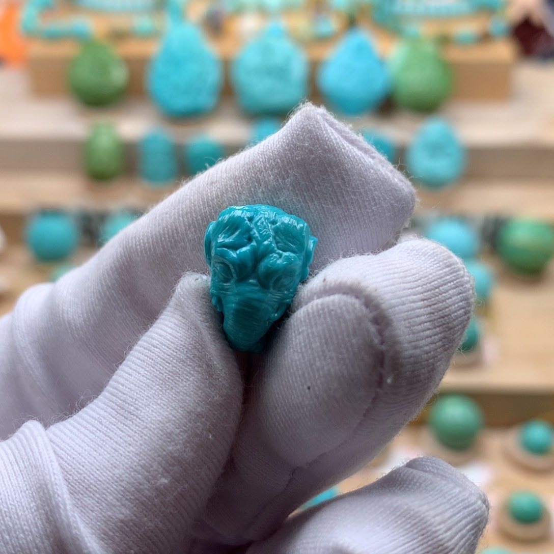 未镶嵌绿松石珠宝奇石