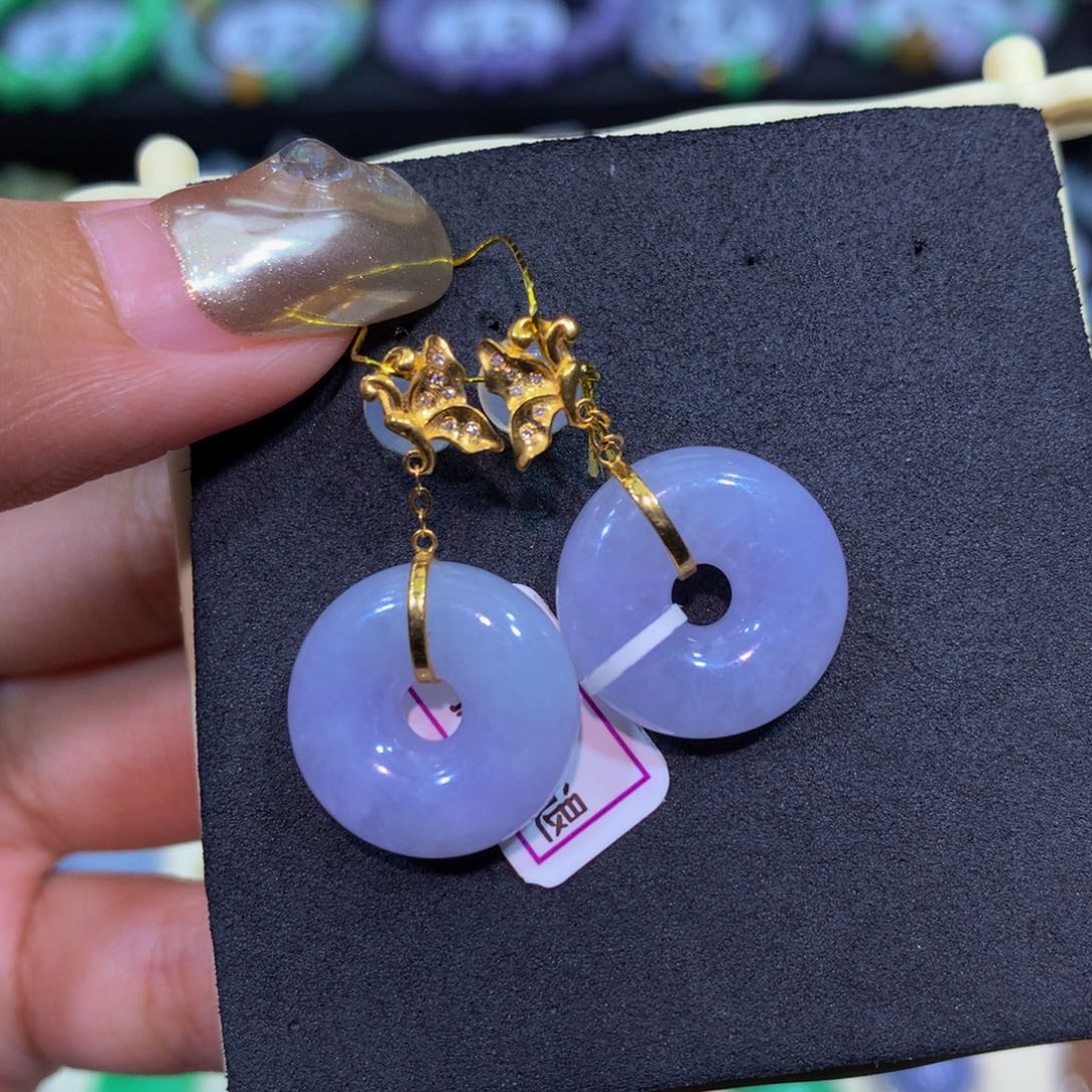 翡翠18K金镶嵌颈饰翡翠