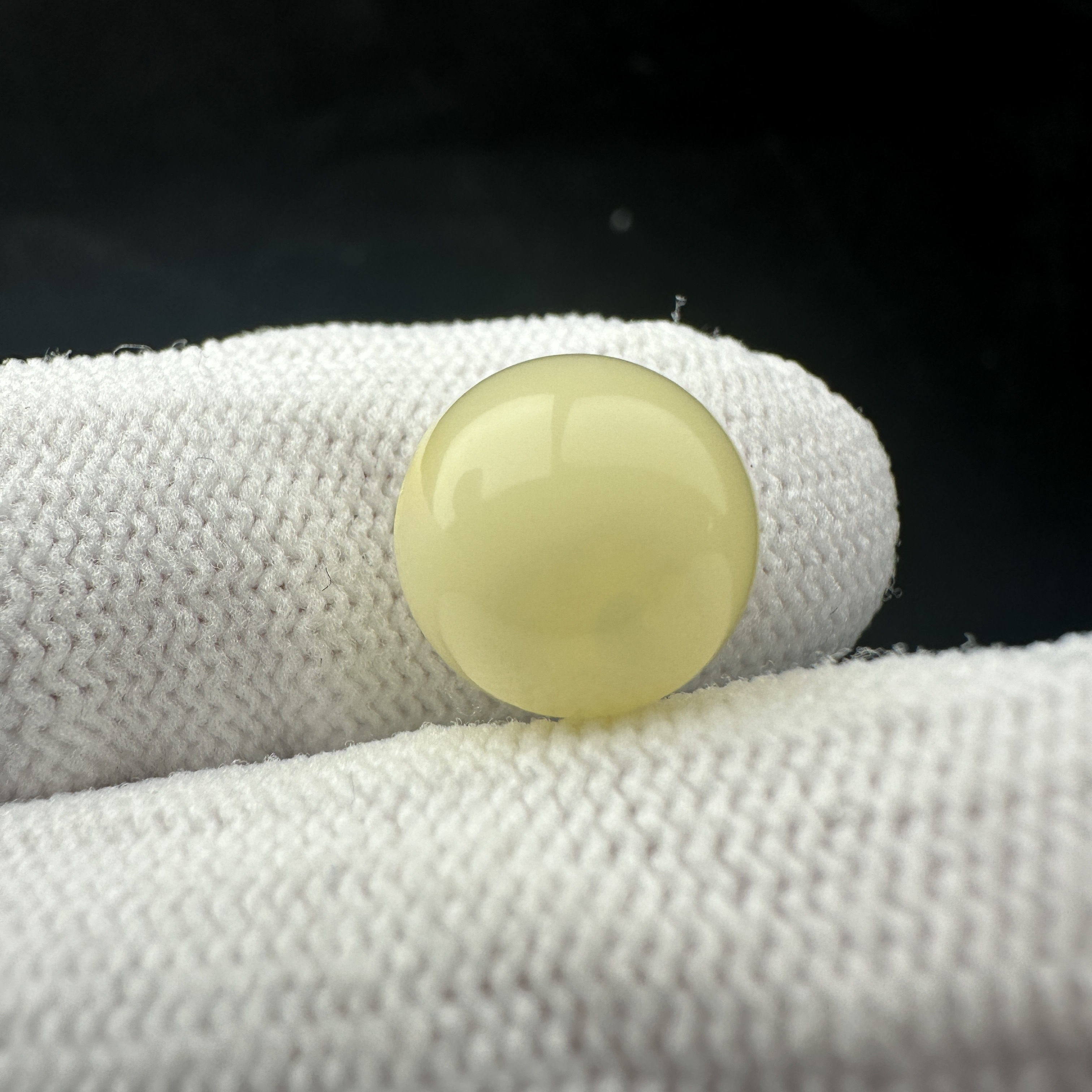 A3366天然原矿蜜蜡 白蜜圆珠10.9mm一物一图支持复检