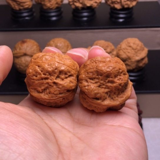 文玩核桃把件荷叶金蟾19