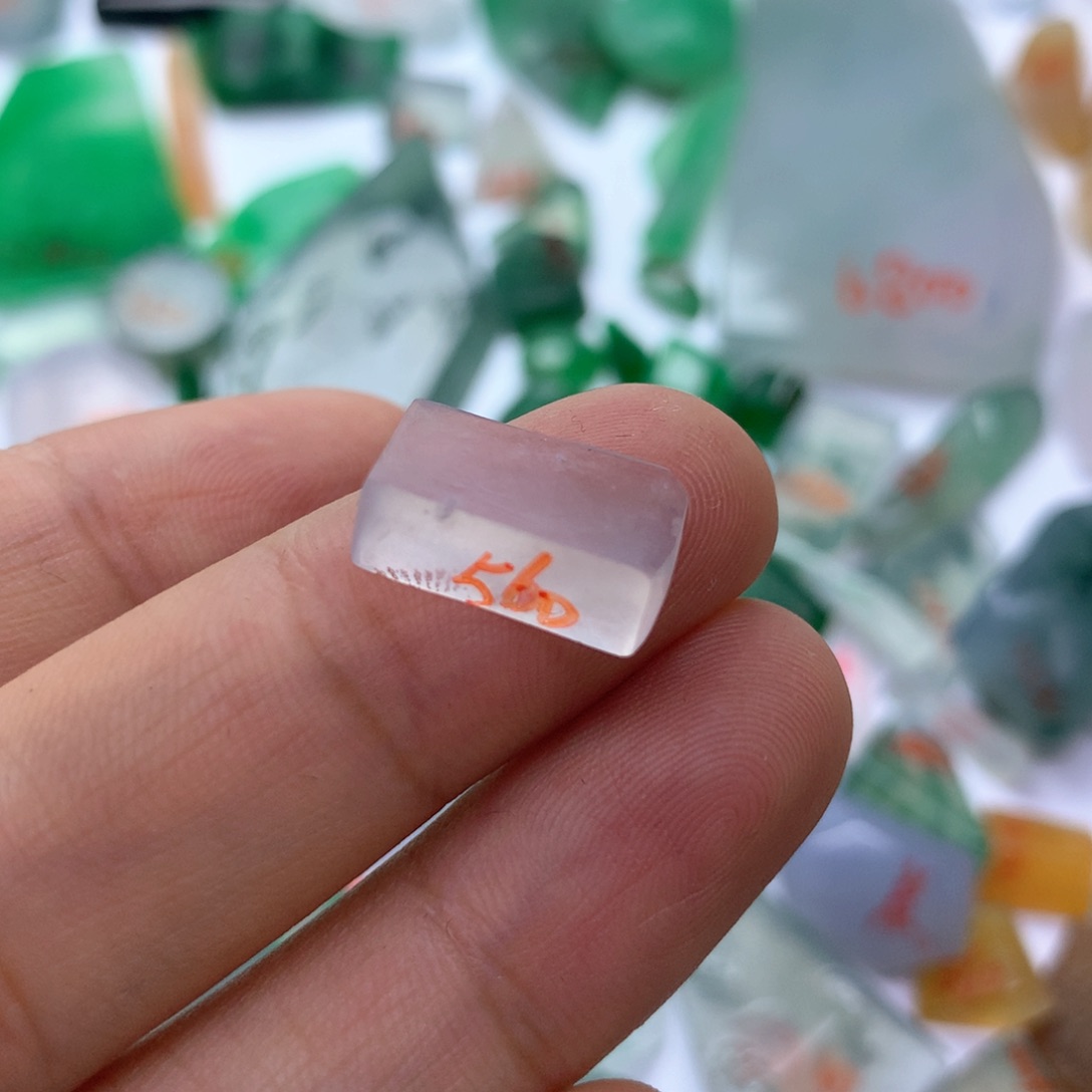 定制翡翠未镶嵌天然翡翠