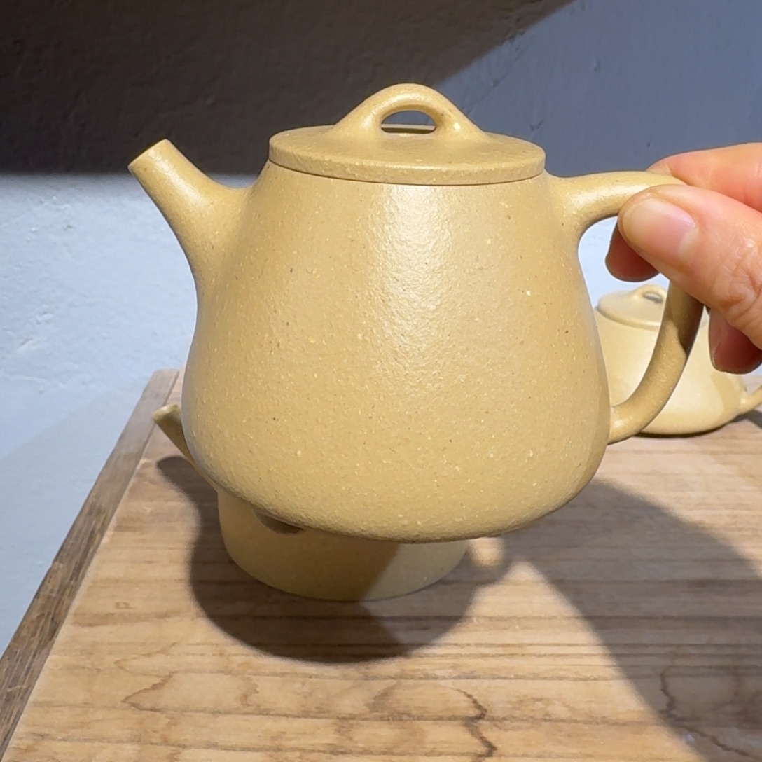 本山绿泥茶壶梨皮230毫升左右