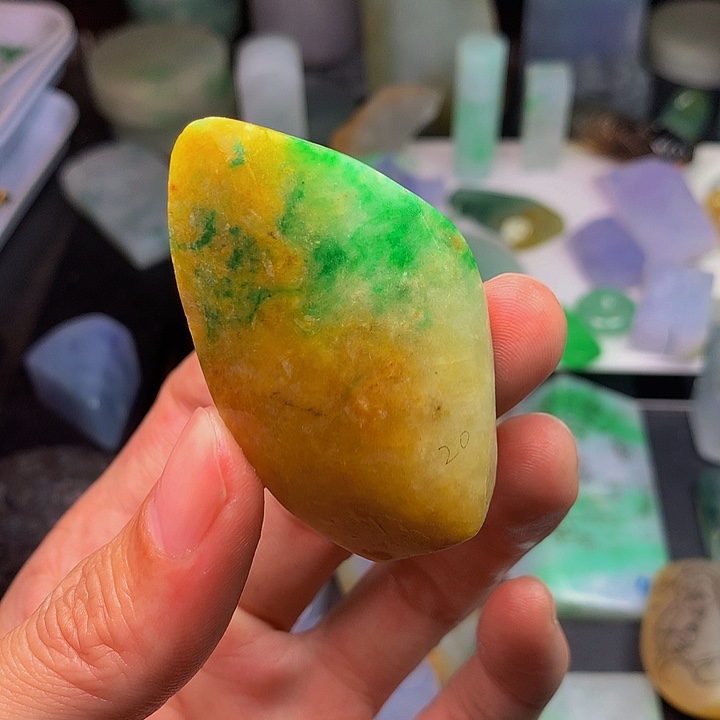 定制翡翠未镶嵌刘*祥料子