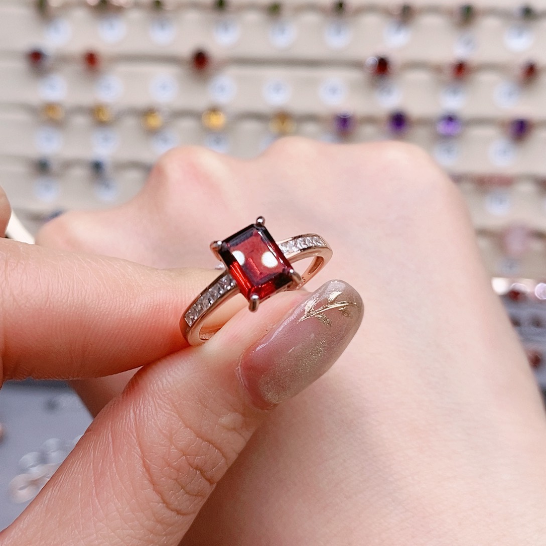 石榴石戒指银S925镶嵌戒指