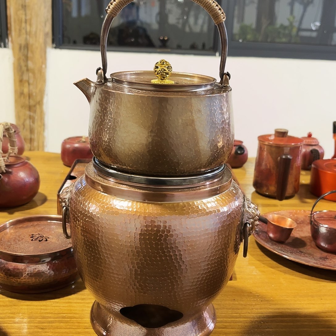 一套壶加炉子手工锻打工艺