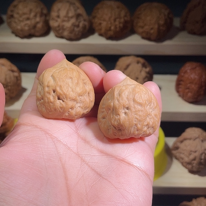 核桃吊坠古蟾全品