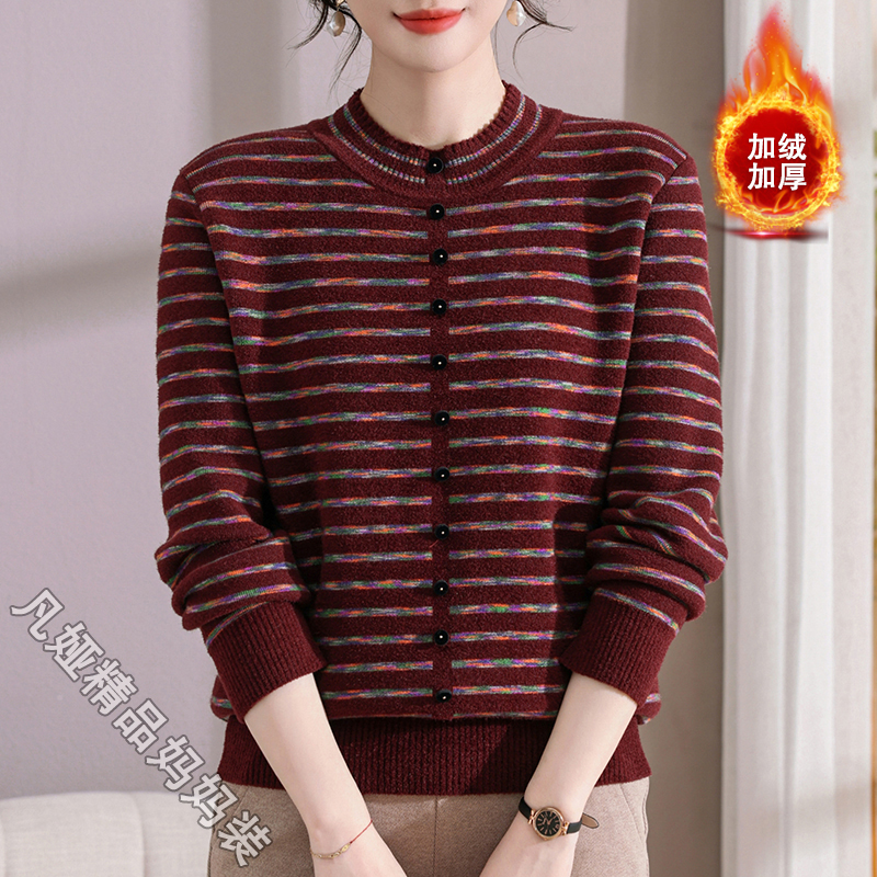时尚妈妈秋冬新款半高领保暖毛衣条纹针织衫中老年女休闲宽松打底