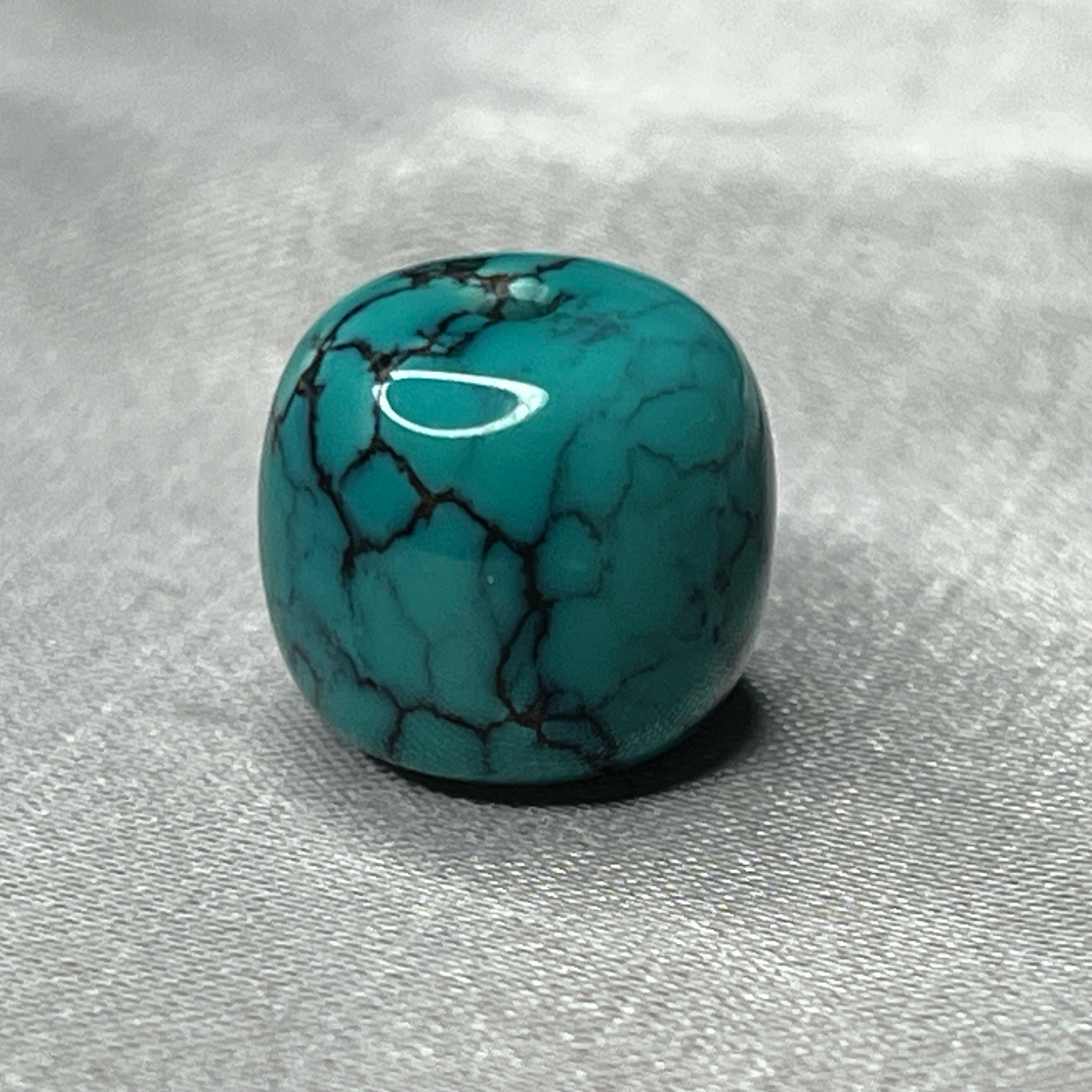 绿松老型单珠，尺寸12x10.8mm重2.67克