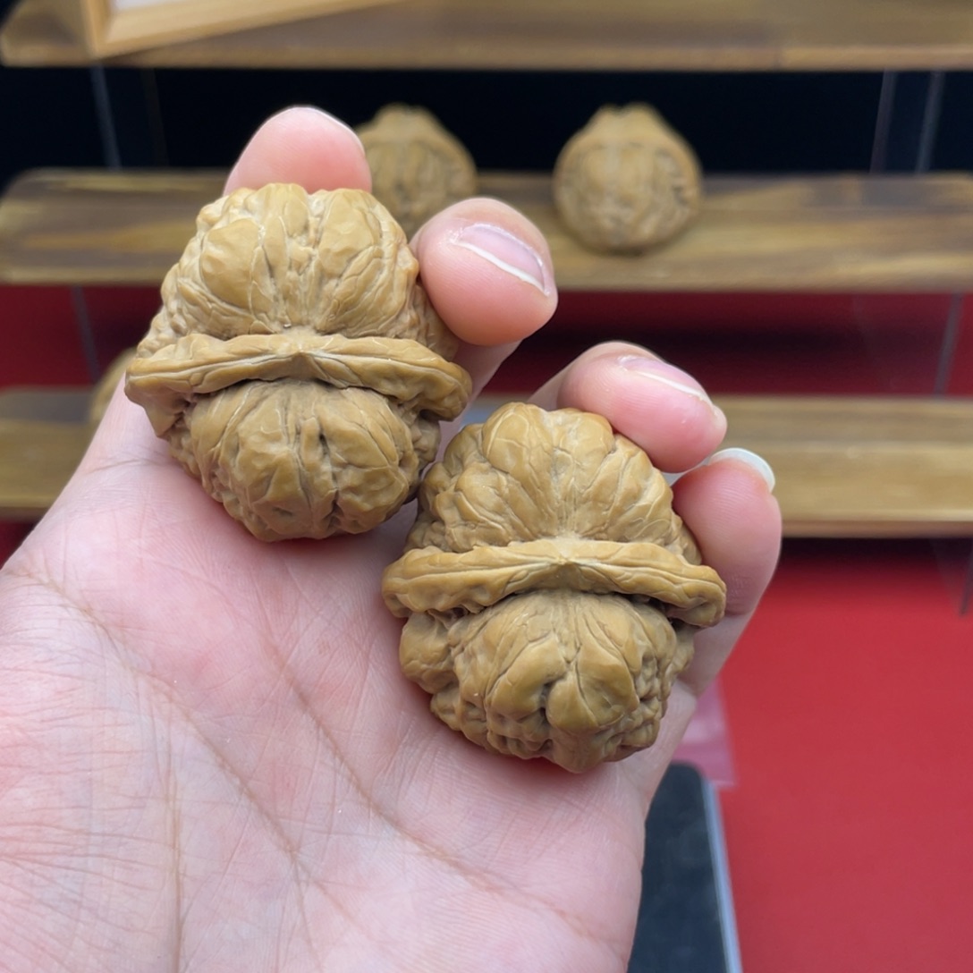 文玩核桃吊坠小*色蛤蟆头 41 全品