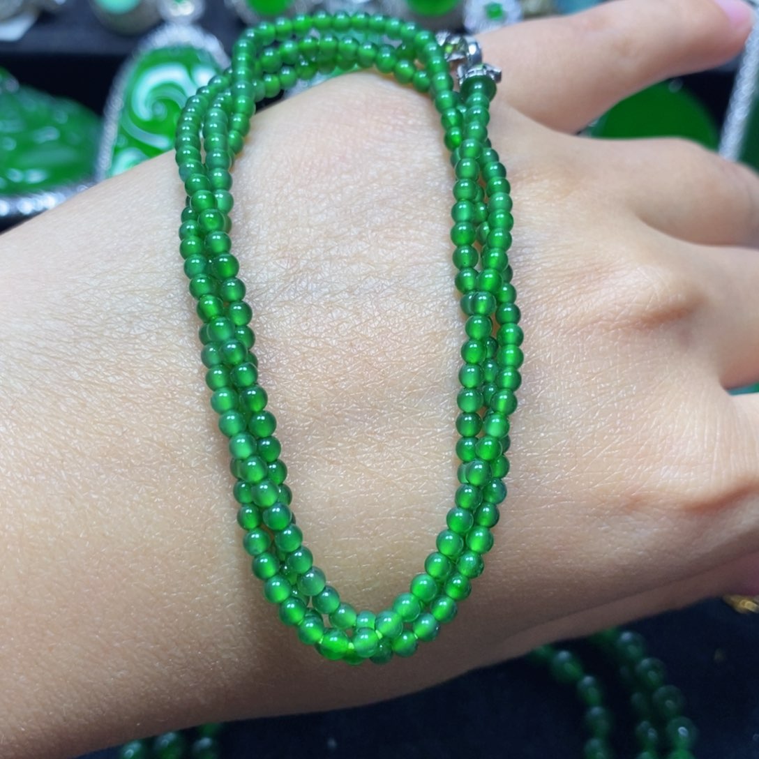 翡翠手串未镶嵌天然翡翠