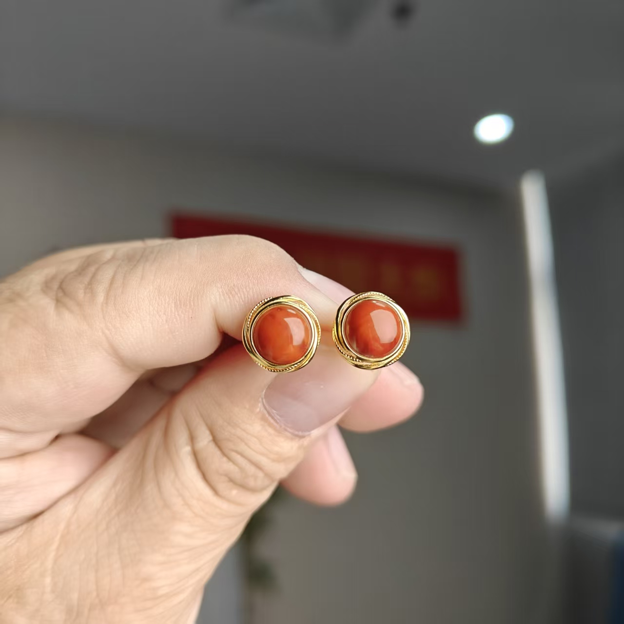 约8mm南红玛瑙S925银圆形耳钉