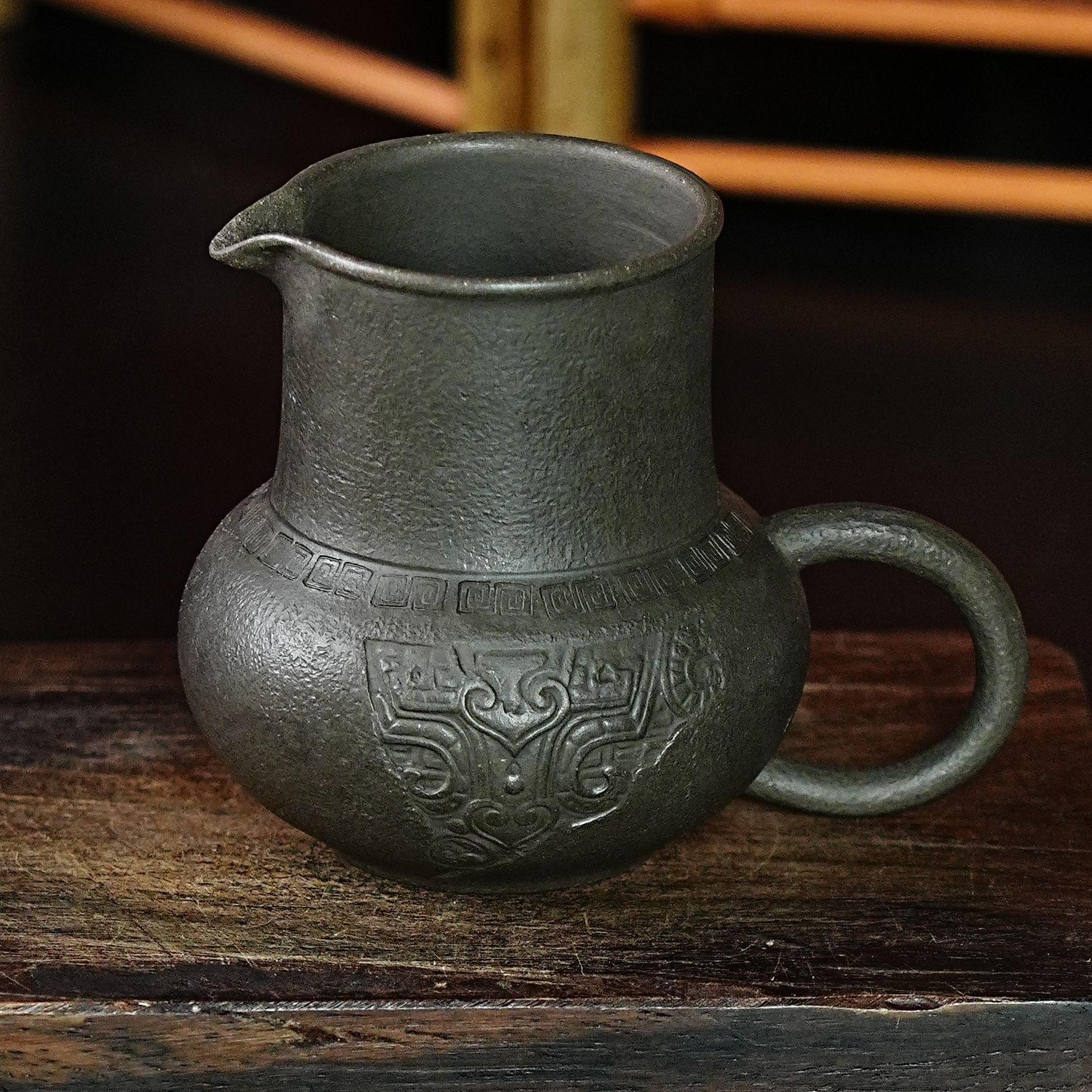 【2954青铜把杯】宜兴原矿紫砂手工刻绘青铜把杯 主人杯