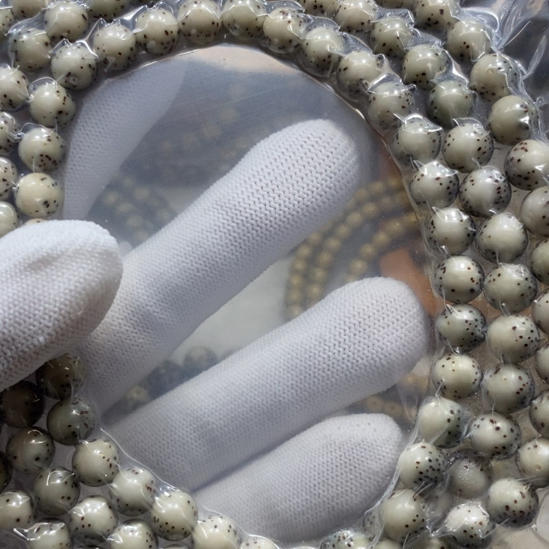 星月菩提手串石玉8圆河豚