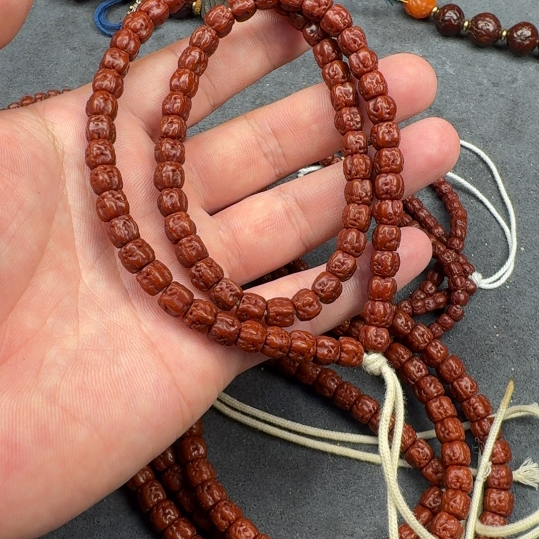 L***t金刚菩提吊坠佛手单圈