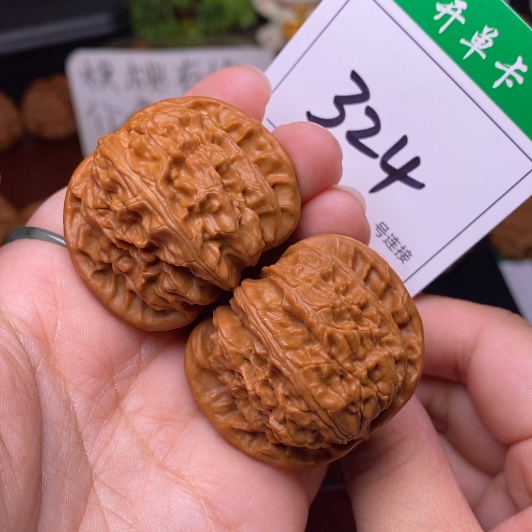 把件文玩核桃324闷尖白狮子头4.1