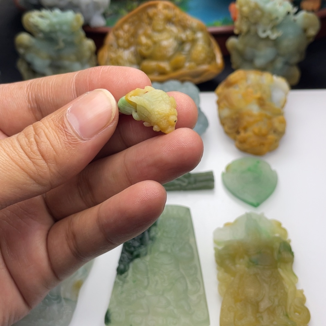 定制翡翠未镶嵌金玉满堂
