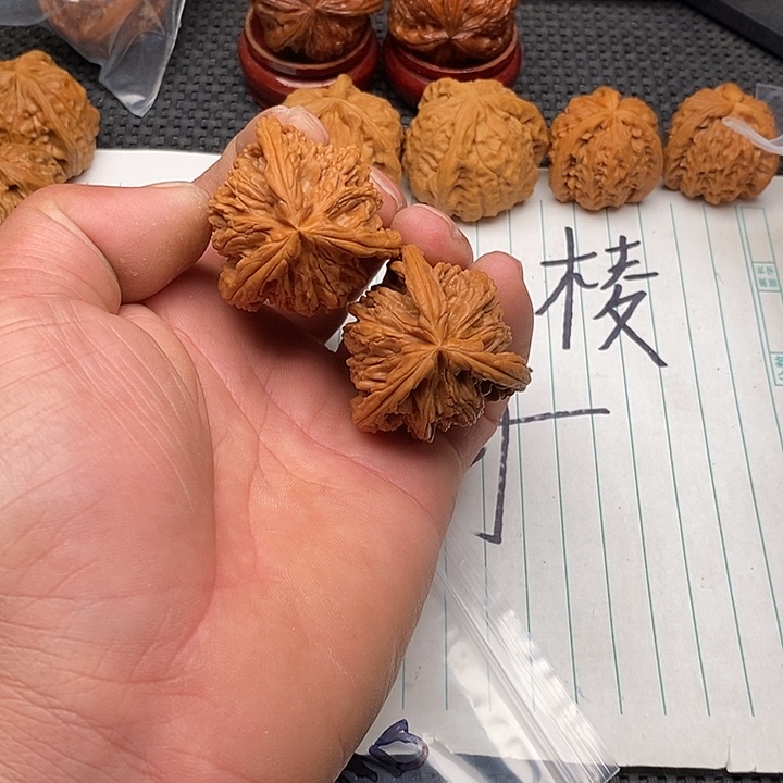 大***鸥把件核桃拼接虎头10