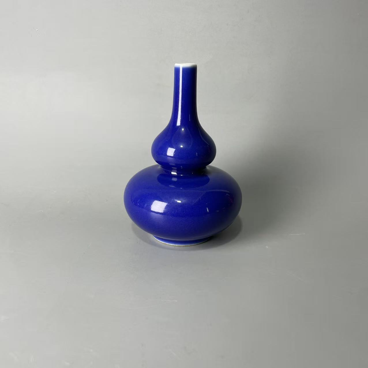 祭蓝釉单色釉葫芦瓶